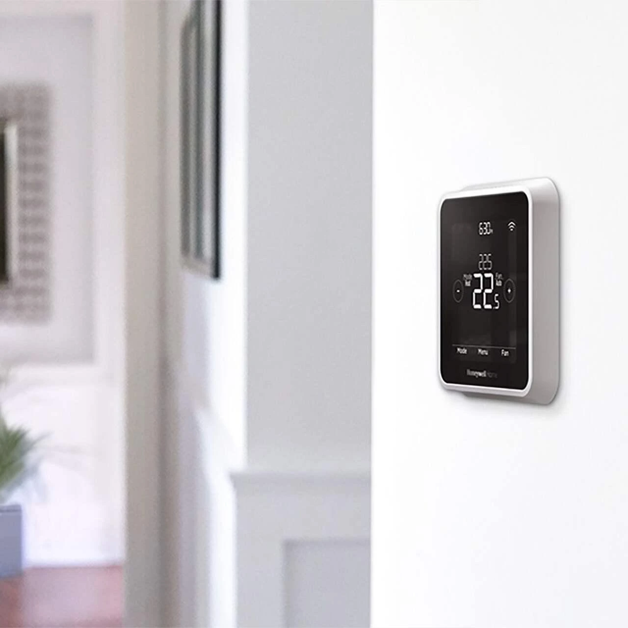 honeywell smart thermostat battery
