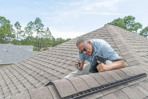 hip roof roofing
